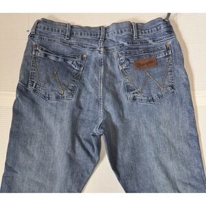 WRANGLER RETRO - Men's Relaxed Bootcut Denim Blue Jeans 10WRT20G - Size 36x34